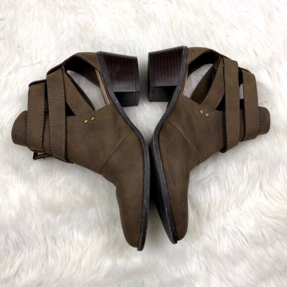 2/$30 Justfab 6.5  Womens Taupe Cut-out Strap Buckle Booties - Picture 4 of 7